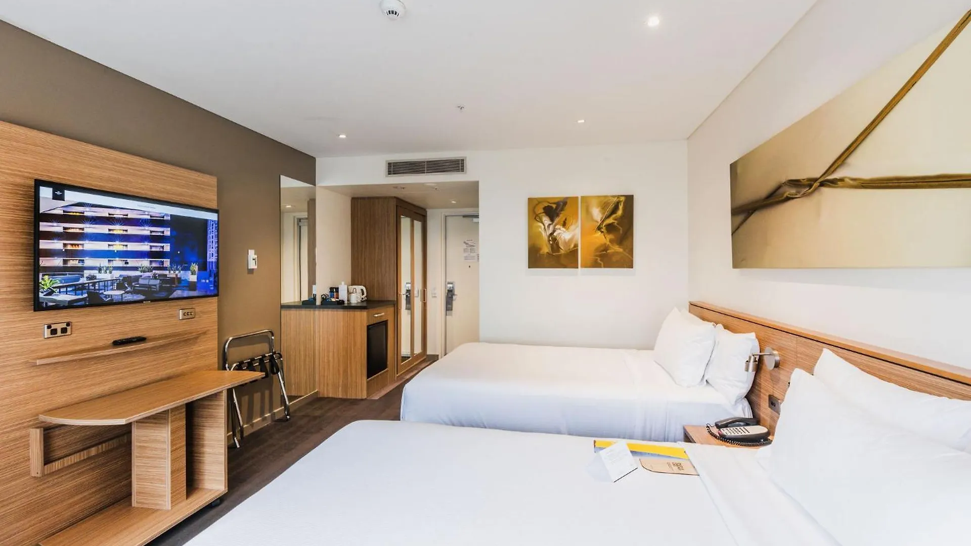 Crowne Plaza Canberra By Ihg Австралия