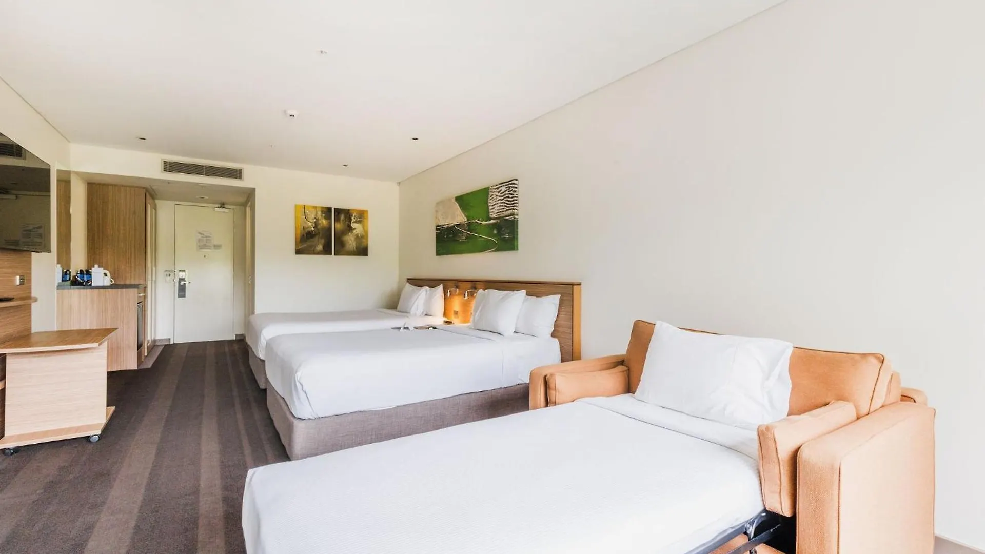 Crowne Plaza Canberra By Ihg