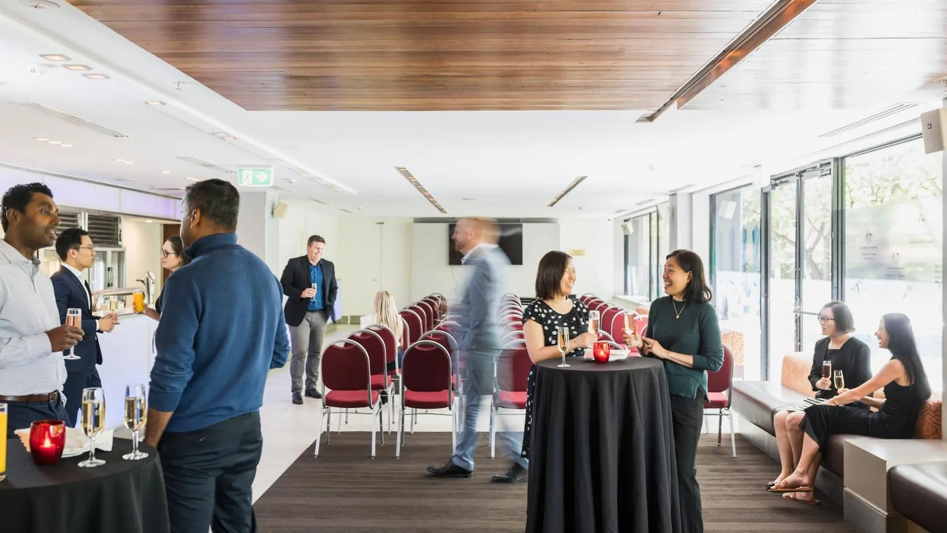 Hotel Crowne Plaza Canberra By Ihg