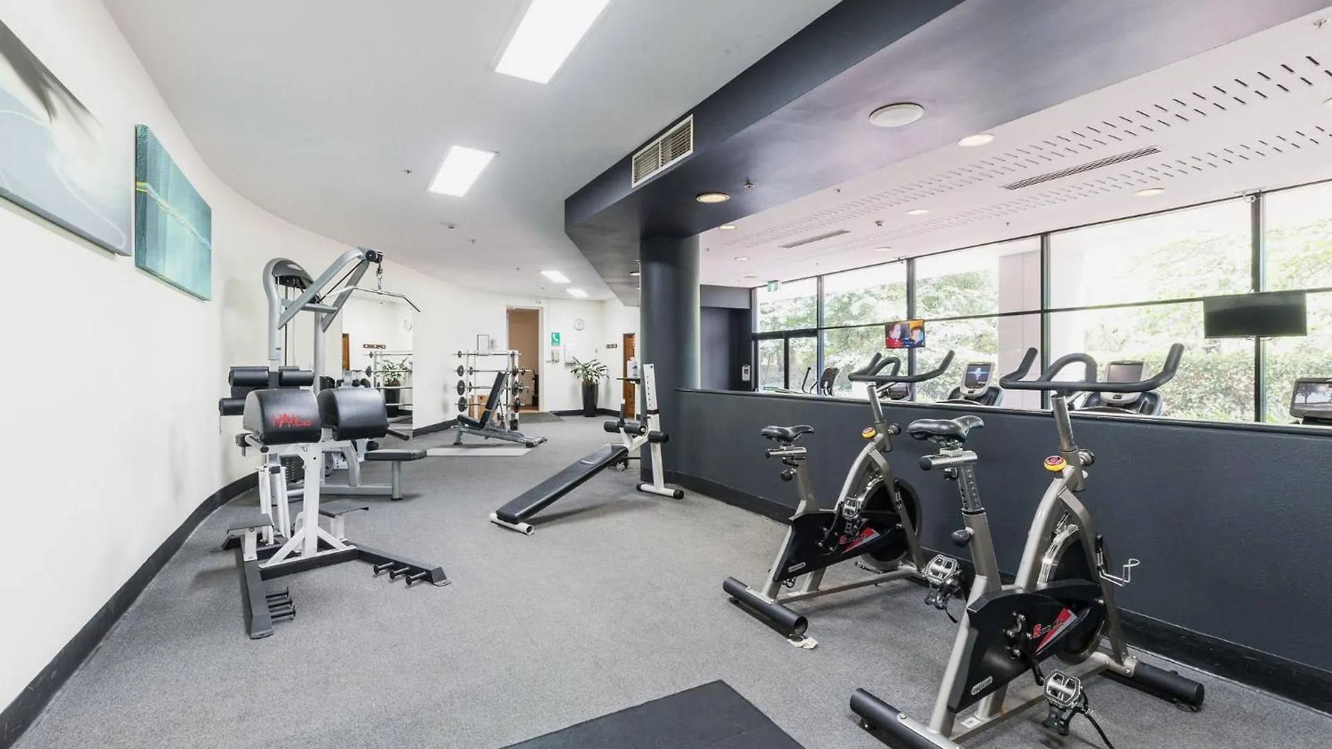 Crowne Plaza Canberra By Ihg 4*,