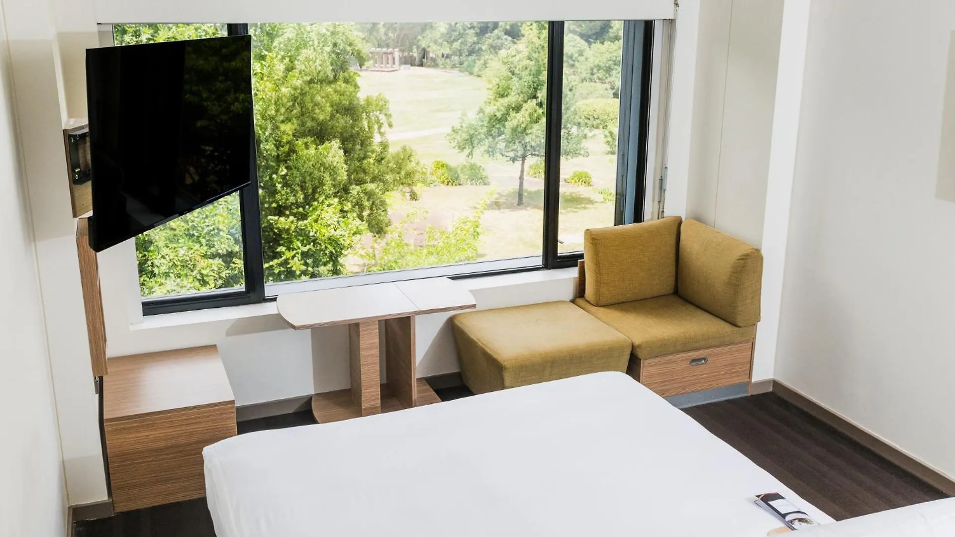 Crowne Plaza Canberra By Ihg
