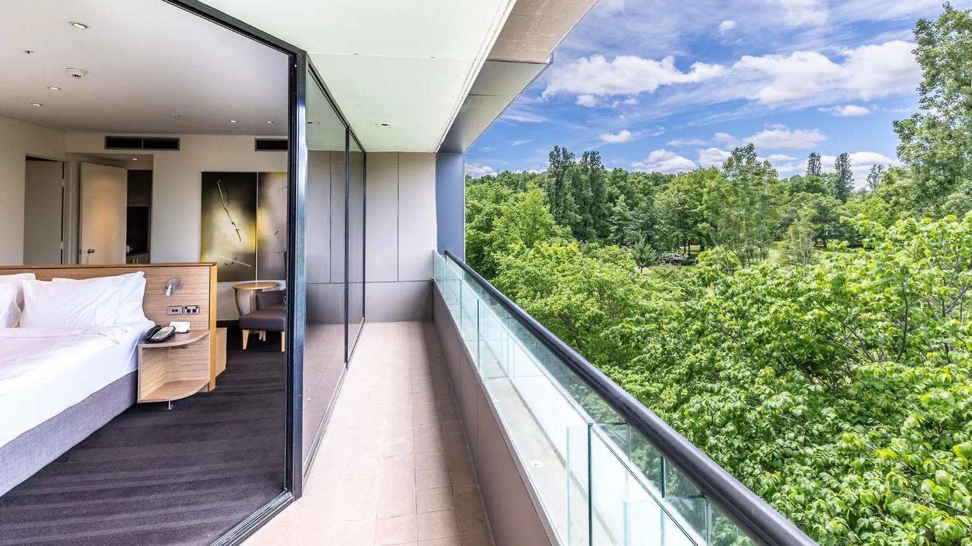 Crowne Plaza Canberra By Ihg
